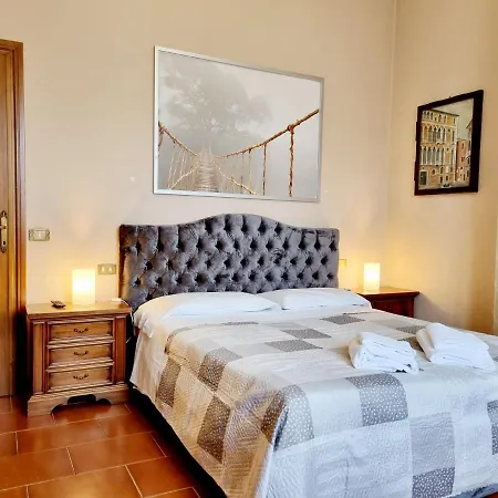 Rismondo Pensionat Pisa