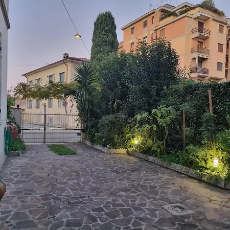 Rismondo Casa de hóspedes