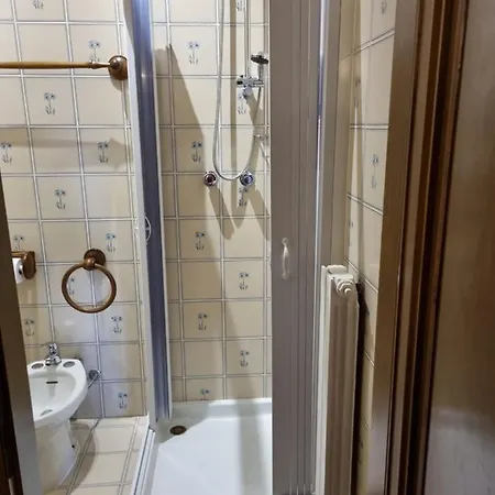 Rismondo Guest house *